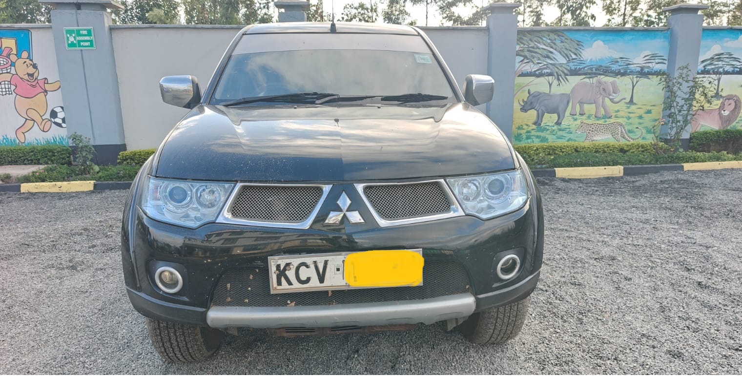 Mitsubishi L200 2013