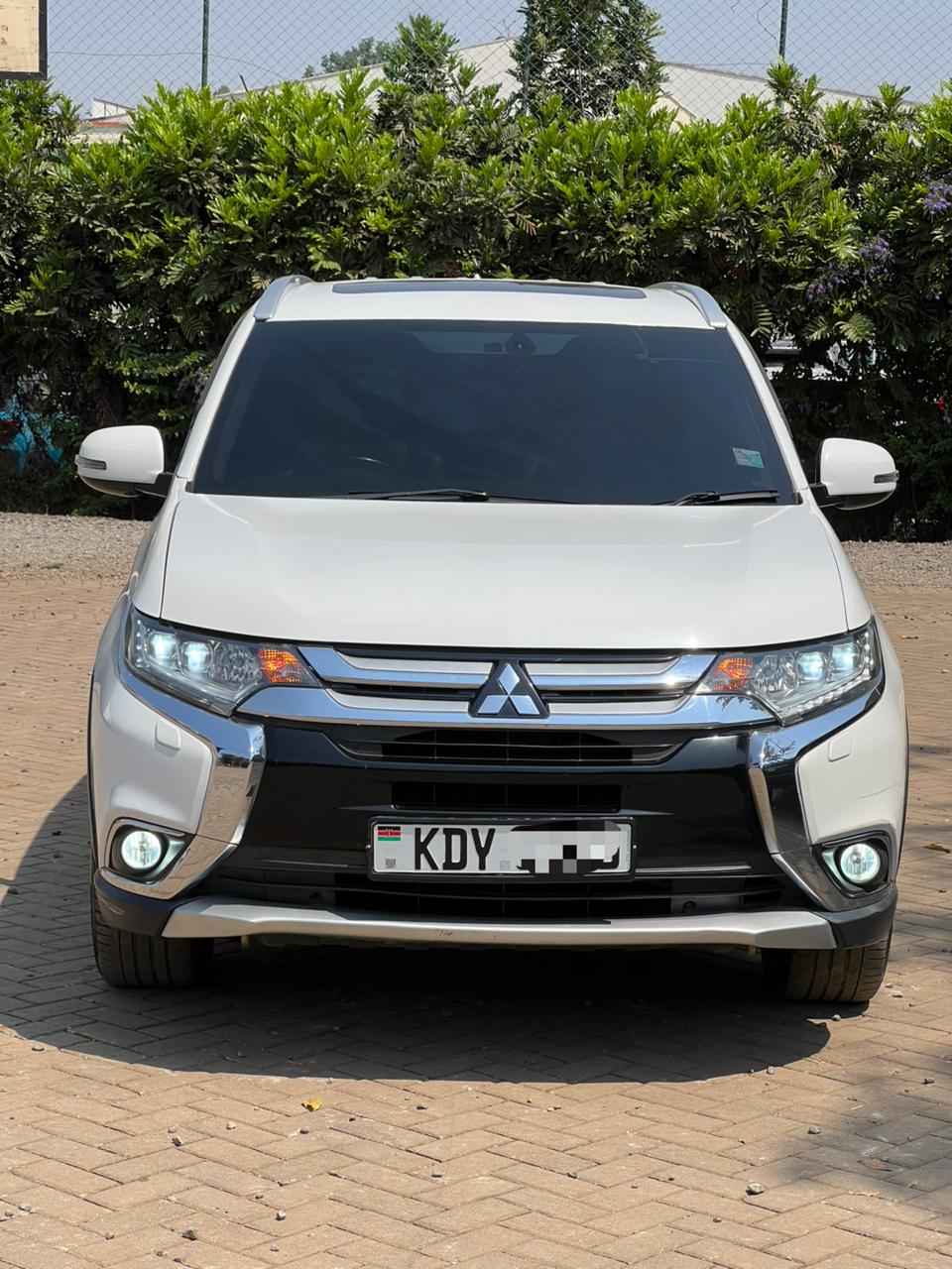 Mitsubishi Outlander 2016