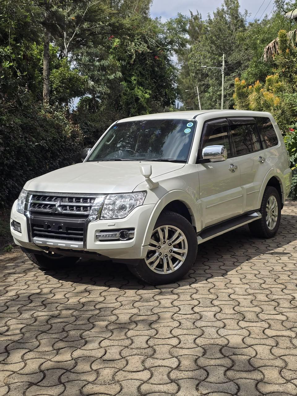 Mitsubishi Pajero 2019