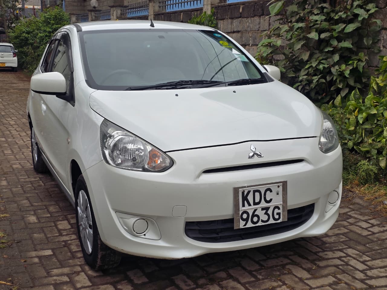 Mitsubishi Mirage 2013