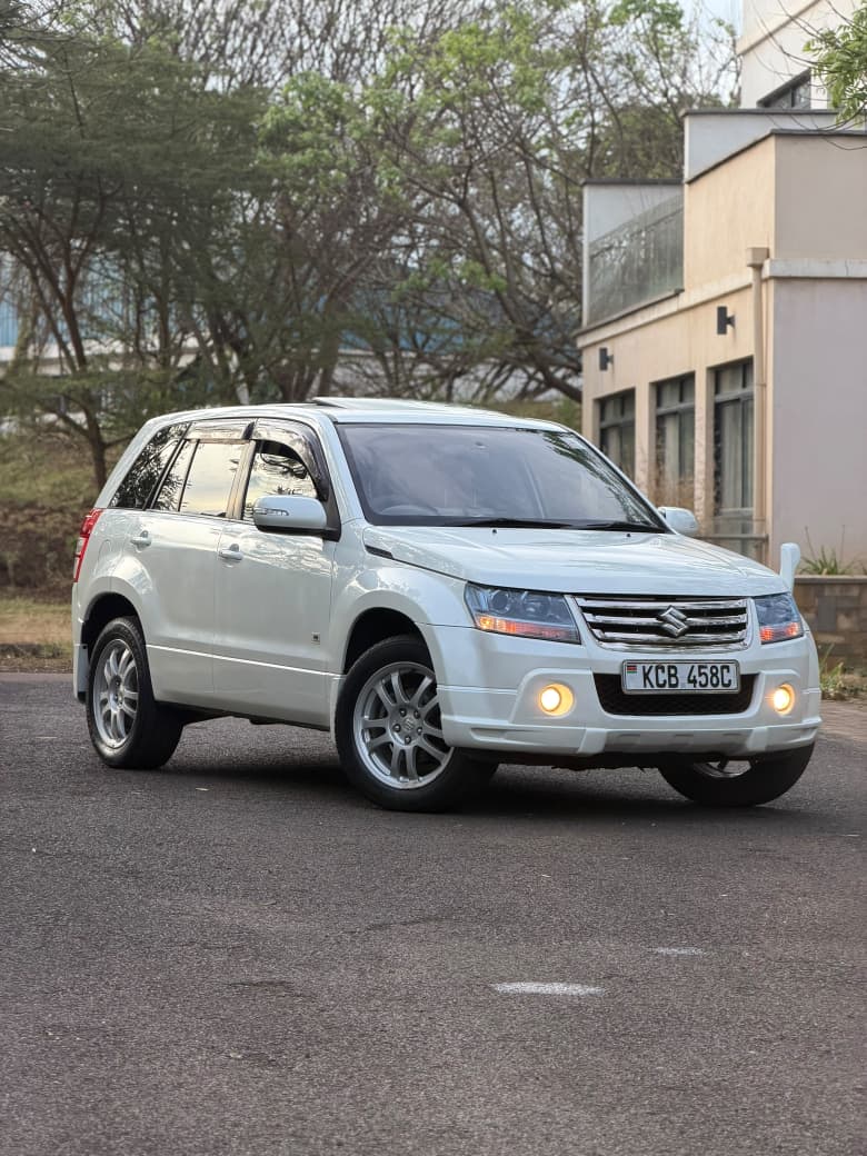 Suzuki Escudo 2010