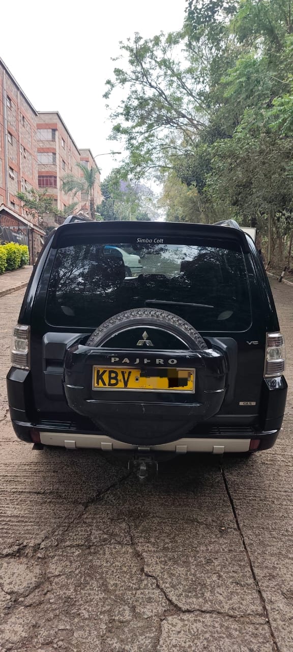 Mitsubishi Pajero 2011