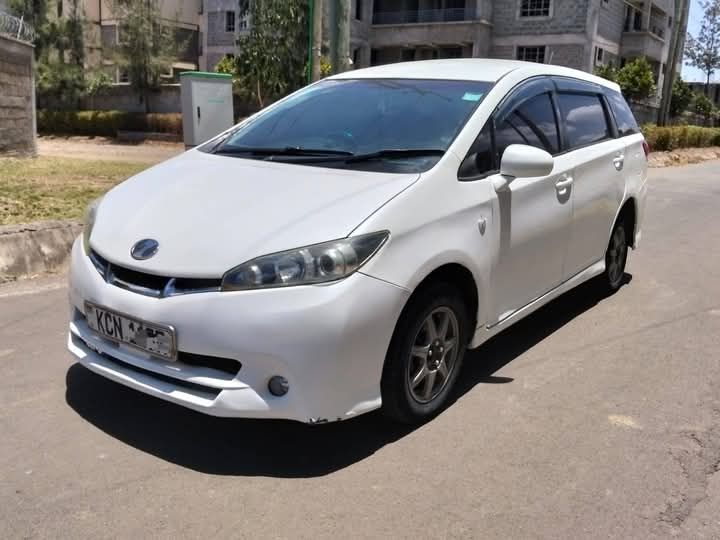 Toyota Wish 2010