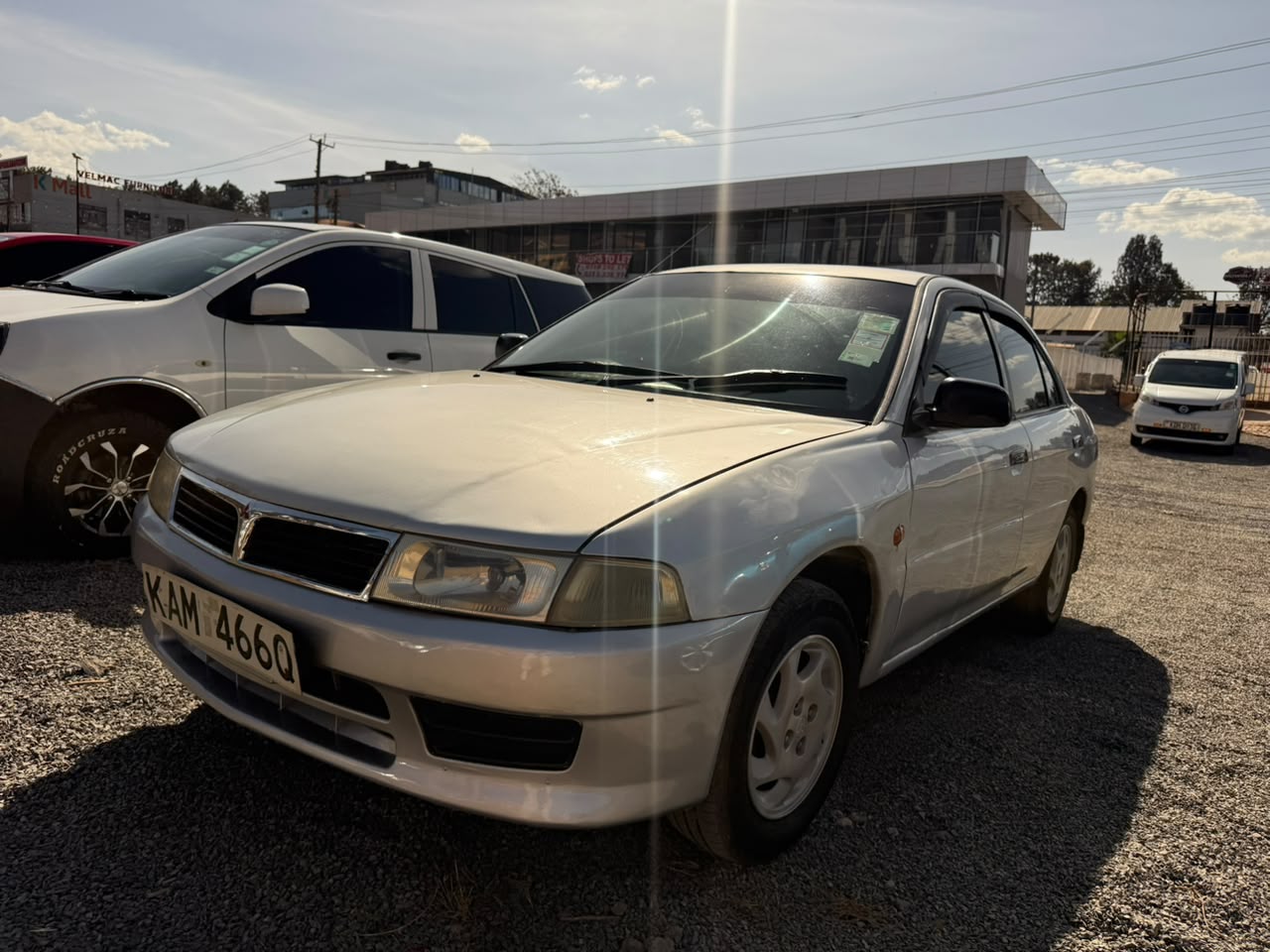 Mitsubishi Lancer 2000