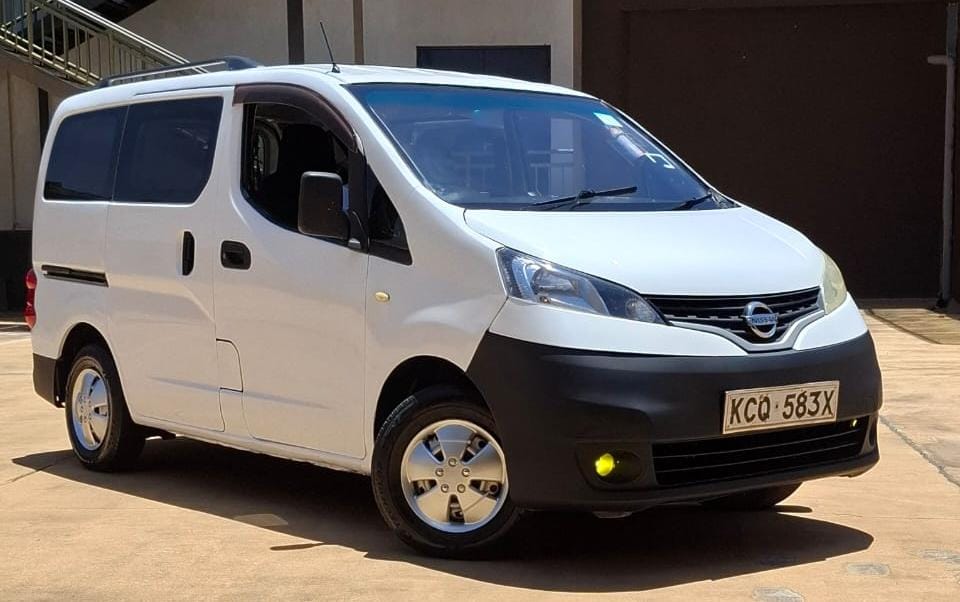 Nissan Nv 2012