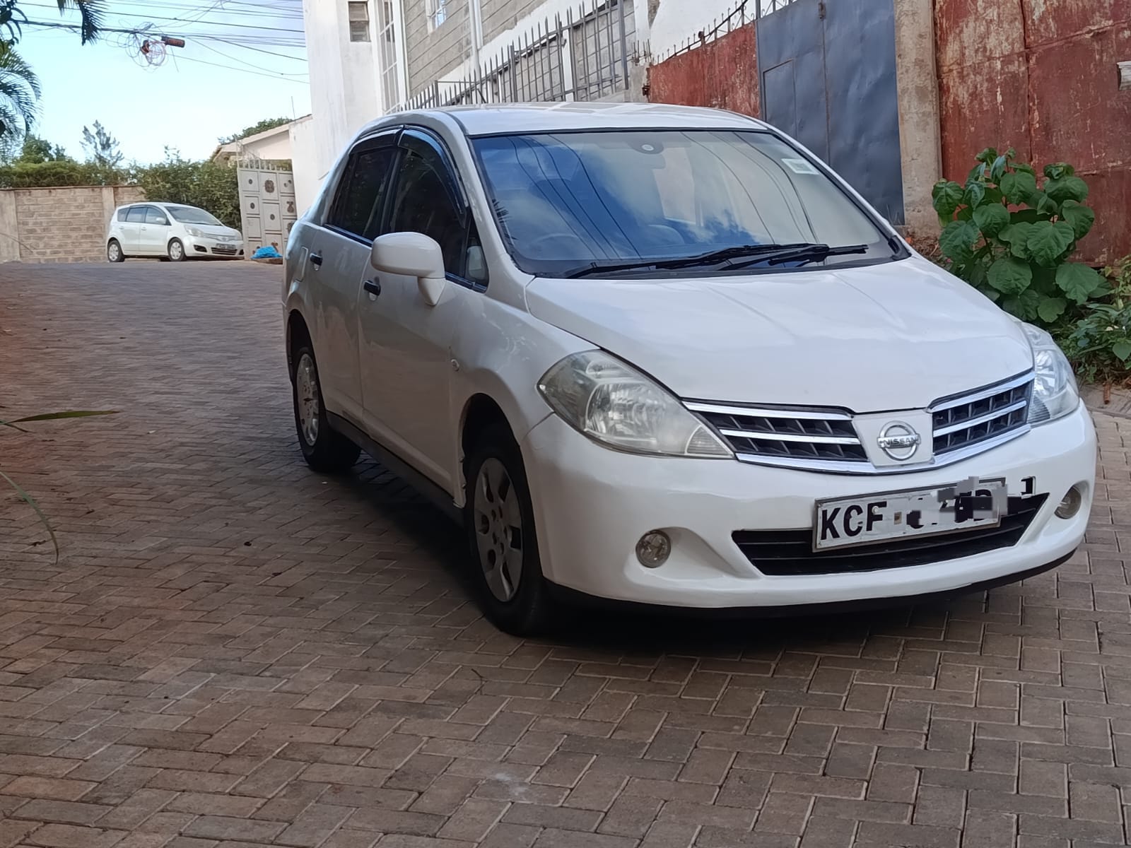 Nissan Tiida 2009