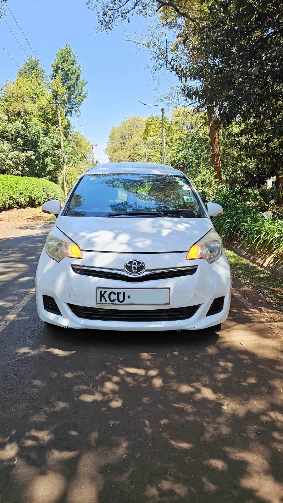 Toyota Ractis 2013