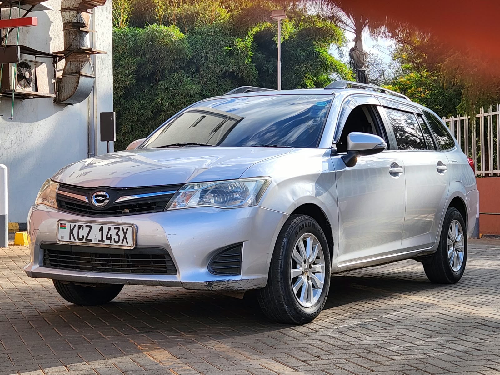 Toyota Fielder 2013