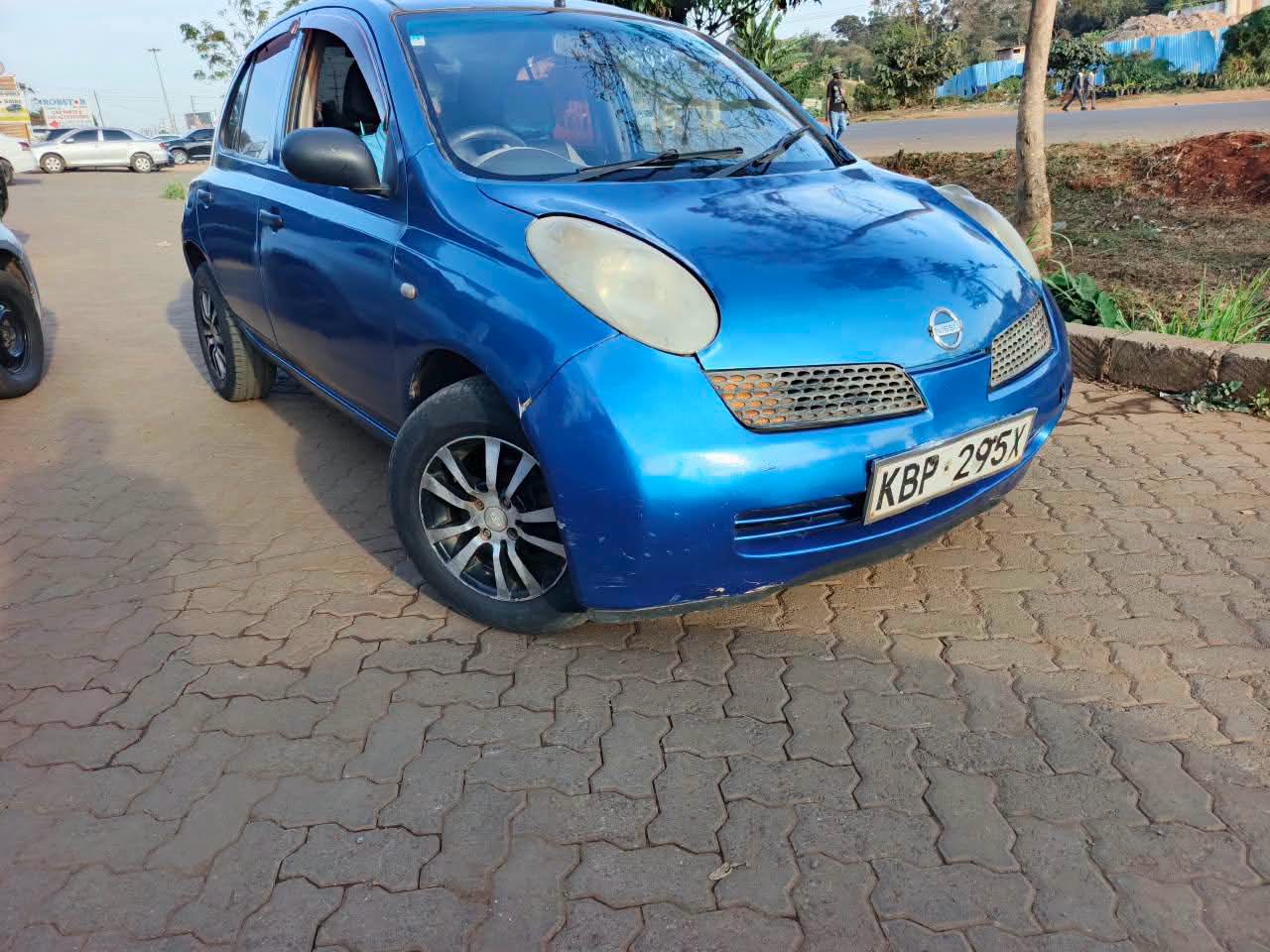 Nissan March 2003