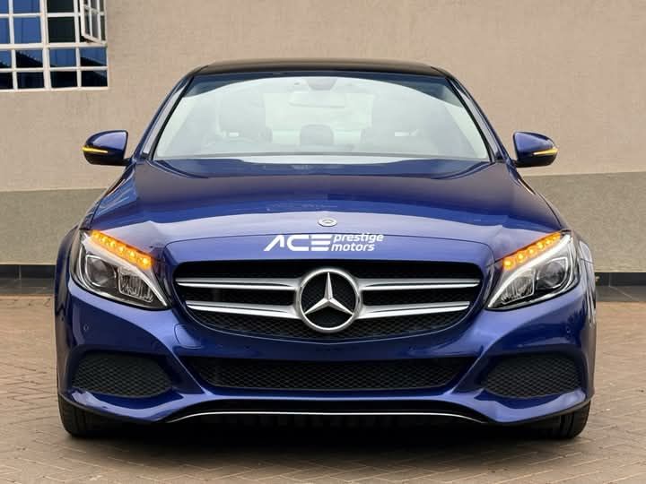 Mercedes-Benz C-Class 2019