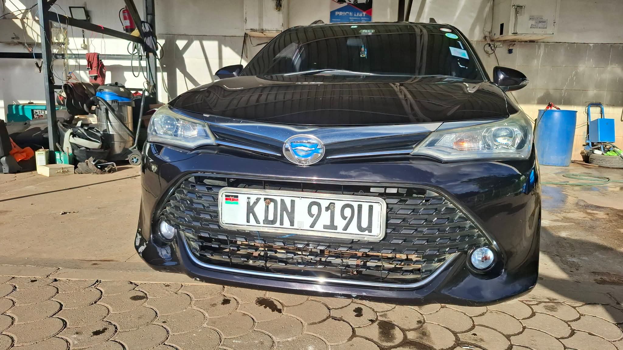 Toyota Fielder 2016