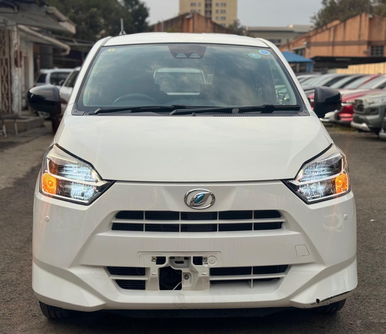 Daihatsu Mira 2019