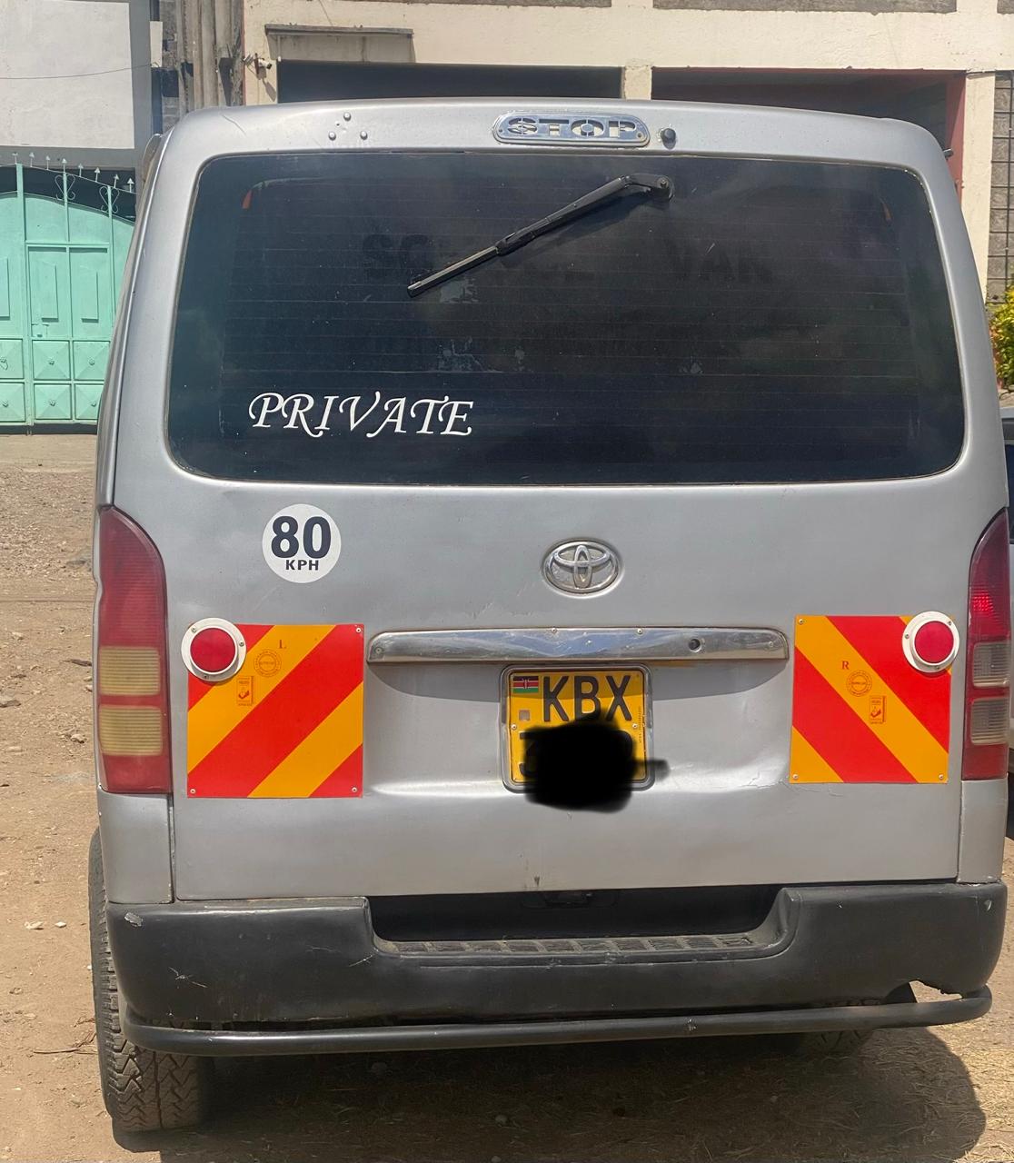 Toyota Hiace 2012