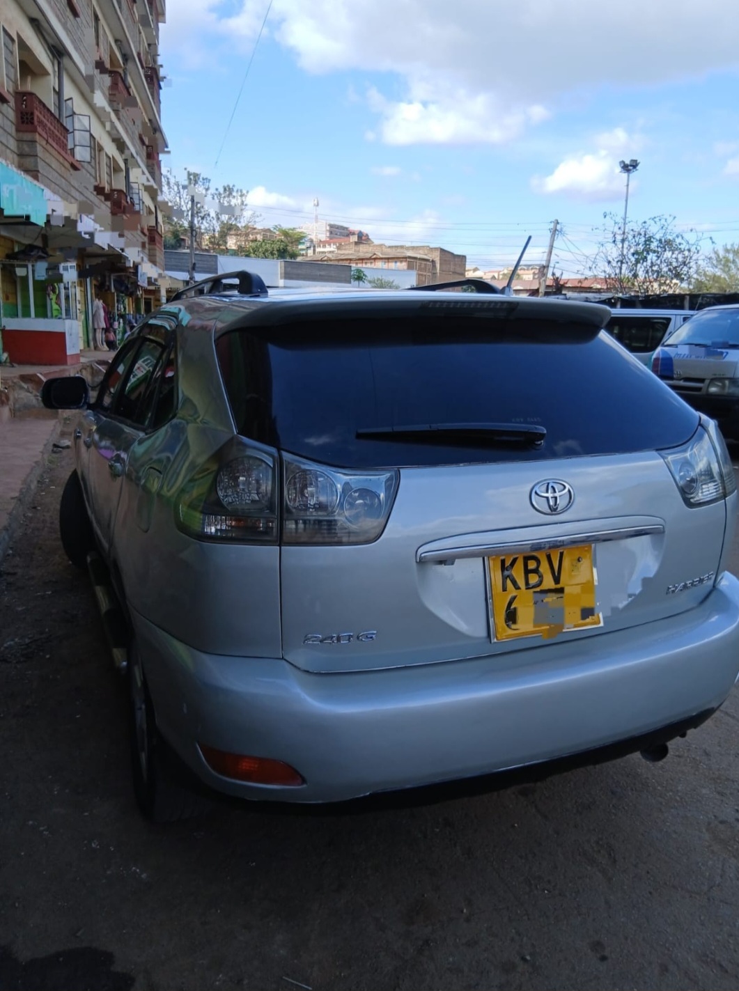 Toyota Harrier 2013