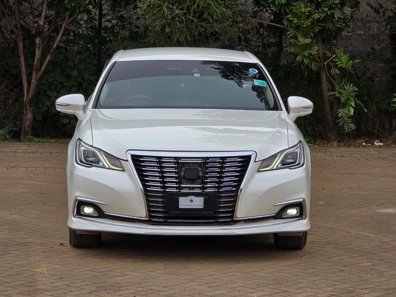 Toyota Crown 2017