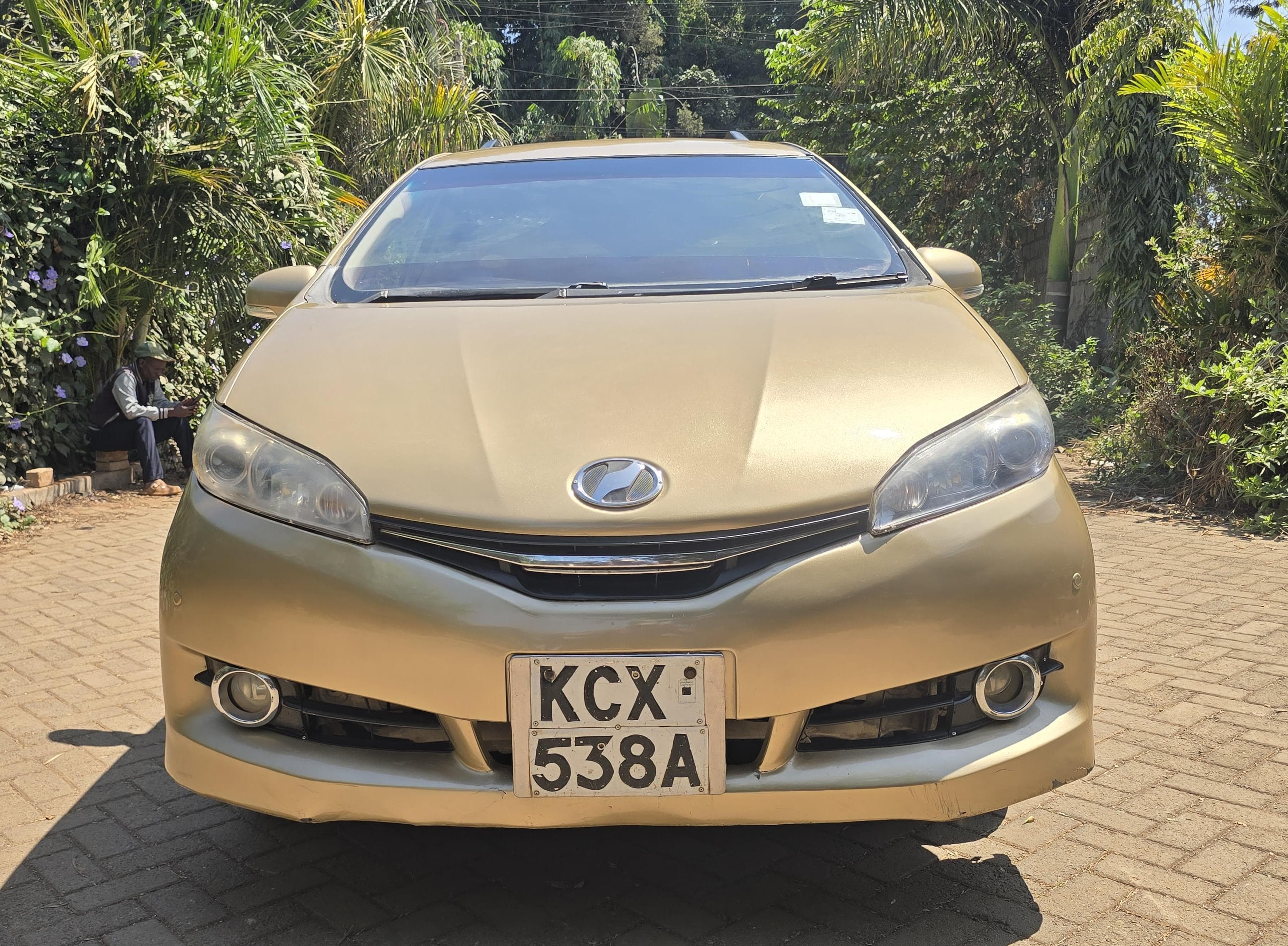 Toyota Wish 2012